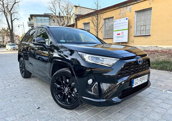 toyota Toyota RAV4 cena 163000 przebieg: 68000, rok produkcji 2021 z Sopot